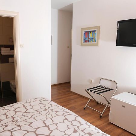 Blue Tree Rooms Split Szoba fotó